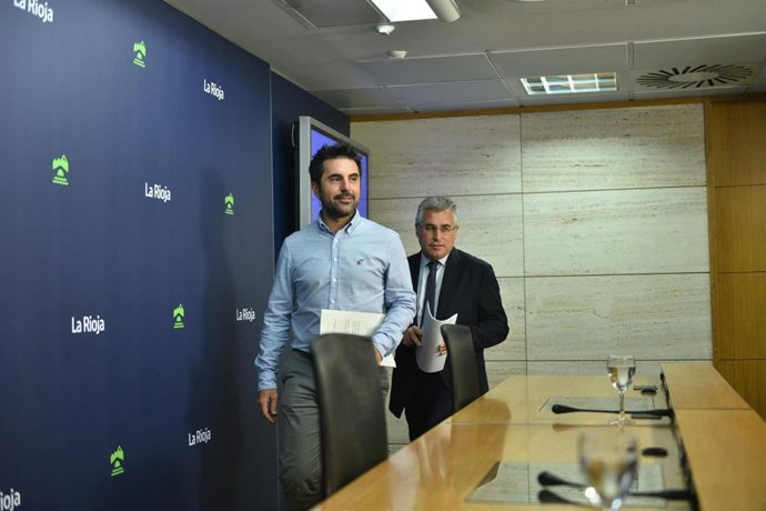 El consejero portavoz, Alex Dorado, y el de Desarrollo Autonómico, Gonzalo Capellán