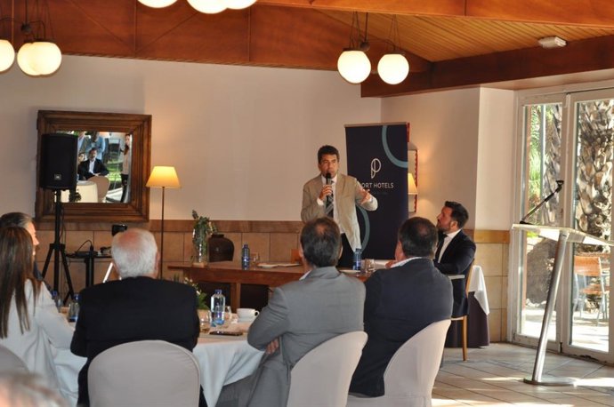 El presidente del Partido Popular de la Comunitat Valenciana (PPCV), Carlos Mazón, en un acto en Elche