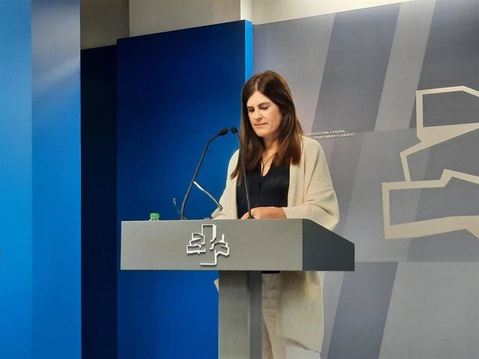 La portavoz del grupo parlamentario Elkarrekin Podemos-IU, Miren Gorrotxategi