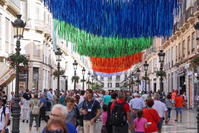 La calle Larios de Málaga capital durante el día de La Noche en Blanco de 2022