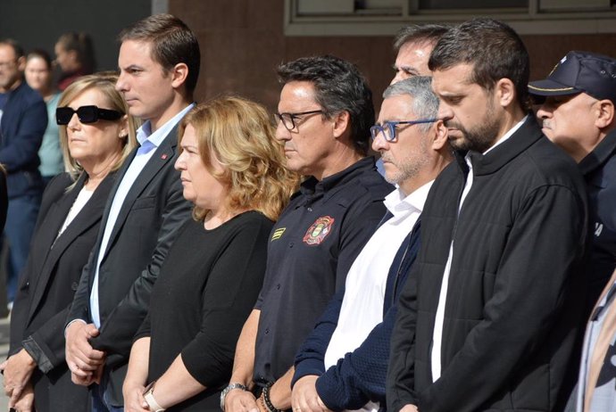 Minutos de silencio en Alcorcón en homenaje al bebé fallcido en el incendio