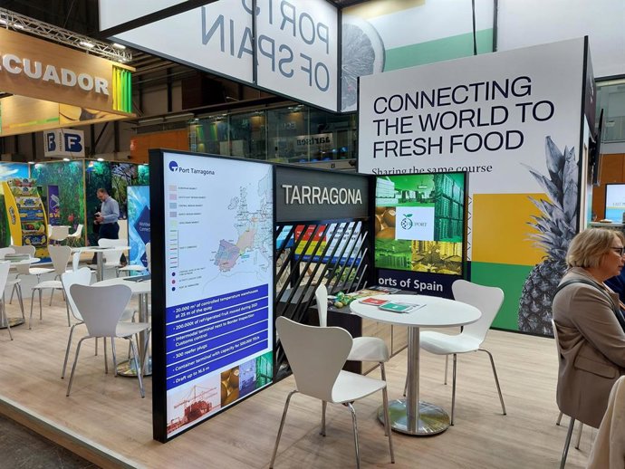 Estand del Port de Tarragona en la fira madrilenya Fruit Attraction