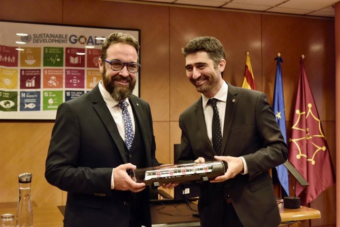 El conseller de Territorio, Juli Fernández, junta al ex vicepresidente y conseller de Políticas Digitales y Territorio, Jordi Puigneró.