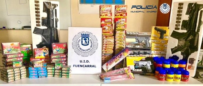 Policía Municipal de Madrid requisa 11.000 unidades de productos pirotécnicos y 18 armas airsoft en las fiestas del barrio del Pilar