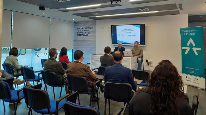 Rabanales 21 y Asemeco se suman a la Alianza para la Formación Profesional Dual.