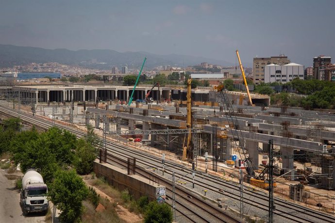 Archivo - Vista general del avance del proyecto de la estación de La Sagrera, a 23 de mayo de 2022, en Barcelona, Cataluña (España). La ministra de Transportes ha visitado la estación intermodal de La Sagrera para supervisar el avance del proyecto de es