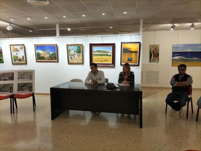 El conseller insular de Movilidad e Infraestructuras, Ivan Sevillano, y la directora insular de Infraestructuras, Olga Martínez.