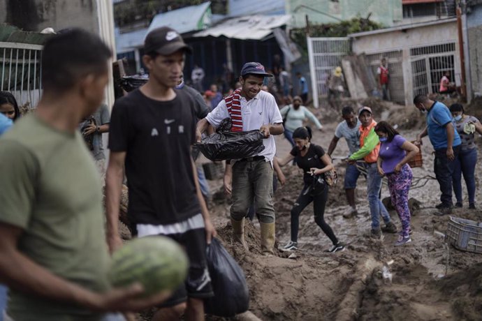 La lluvia ha causado la muerte de al menos 43 personas en Las Tejerías, Venezuela