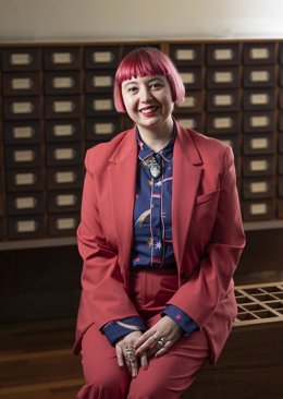 Archivo - La narradora y guionista María Zaragoza participa en el ciclo 'Universos Literarios' de CaixaForum, en la capital aragonesa.