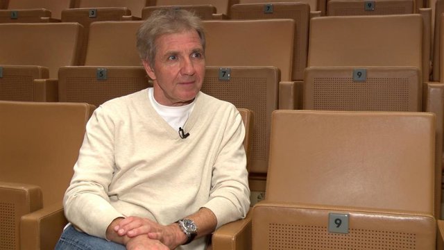 El director titular de la OSCyL, Thierry Fischer, durante una entrevista.