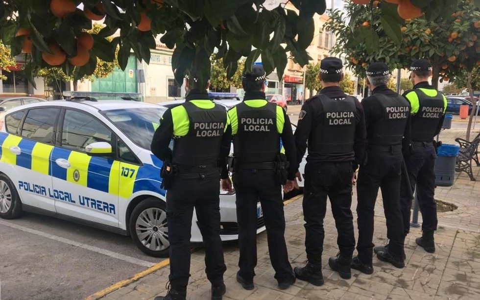 Archivo - Agentes de la Policía Local de Utrera