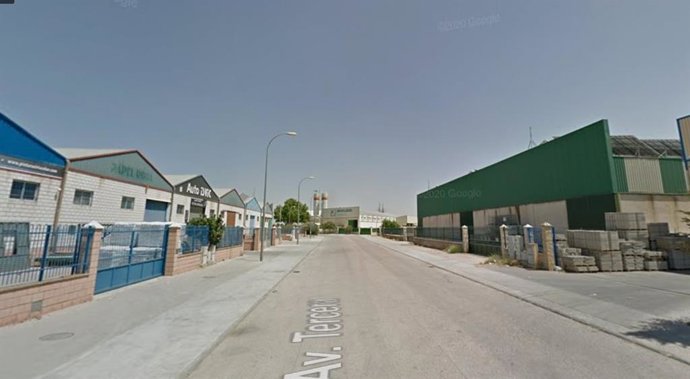 Avenida Tercera de La Roda