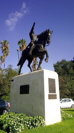 Estatua ecuestre de Simón Bolívar