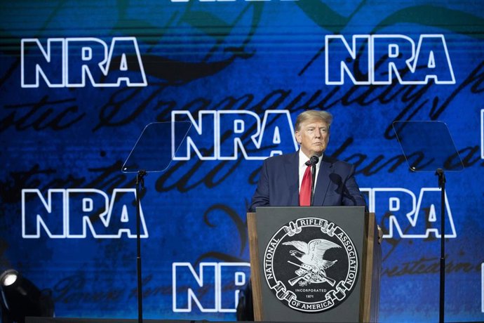 Archivo - El expresidente de Estados Unidos, Donald Trump, en Houston, en un foro de la Asociación Nacional del Rifle (NRA)