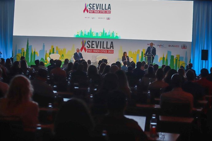 Nota De Prensa Y Fotografía. Salud