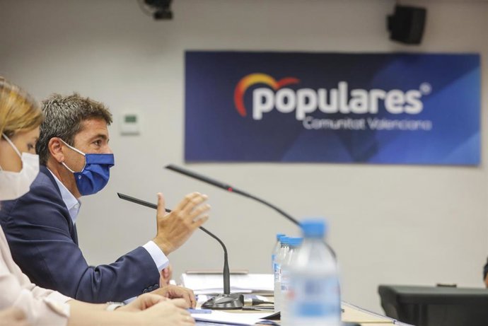 Archivo - El presidente del Partido Popular de la Comunitat Valenciana, Carlos Mazón, comparece durante una rueda de prensa