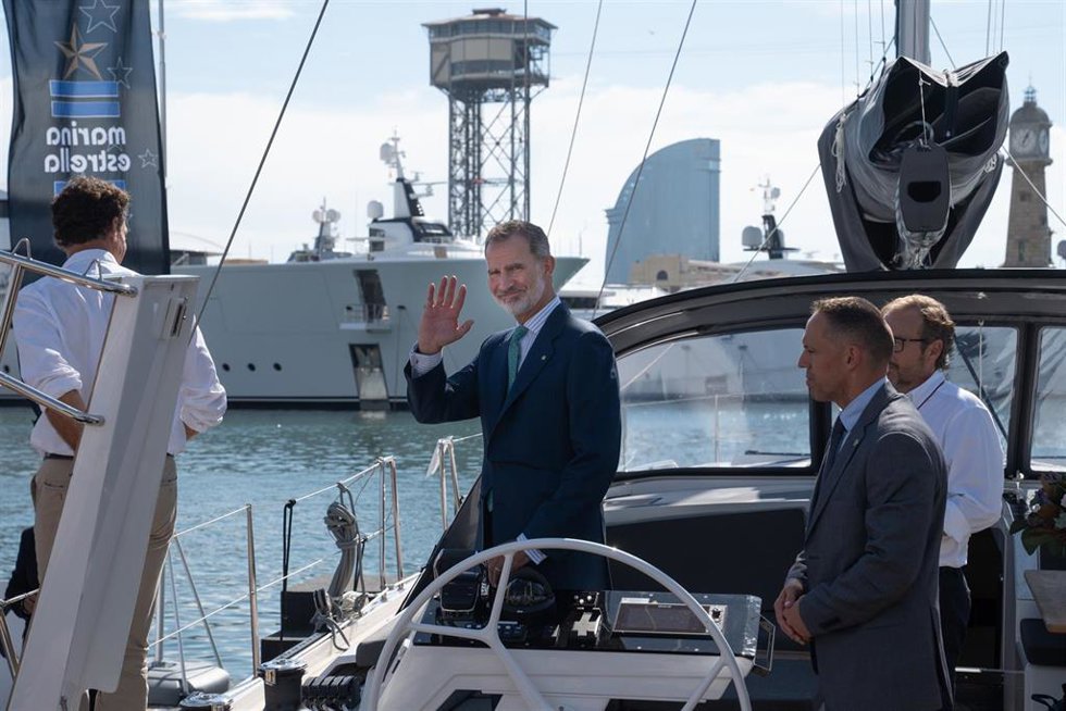 Visita De Felipe Vi Al Salón Náutico De Barcelona