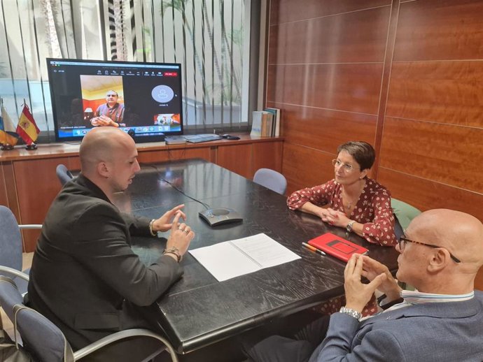 Reunión del Diputado del Común con Acufade