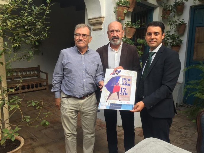 (Desde Izda.) Montero, Villanueva E Izquierdo, En La Presentación De 'El Burlador En Palacio'.