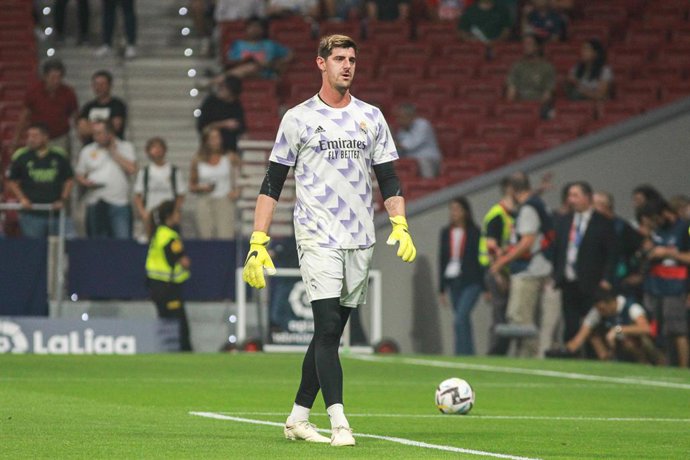 Thibaut Courtois of Real Madrid warms up during La Liga football match played between Atletico de Madrid and Real Madrid at Civitas Metropolitano on September 18, 2022 in Madrid, Spain.
