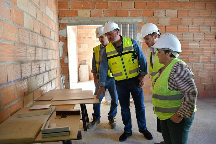 Visita a las obras del nuevo Subcentro de Defensa Forestal