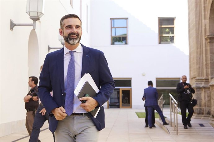 El consejero de Sostenibilidad, Medio Ambiente y Economía Azul y Portavoz de la Junta de Andalucía, Ramón Fernández-Pacheco.