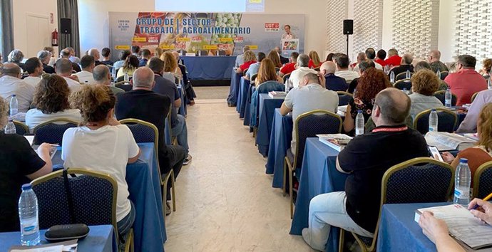 Apertura de las jornadas del Grupo de Trabajo del Sector Agroalimentario de UGT FICA en Córdoba.