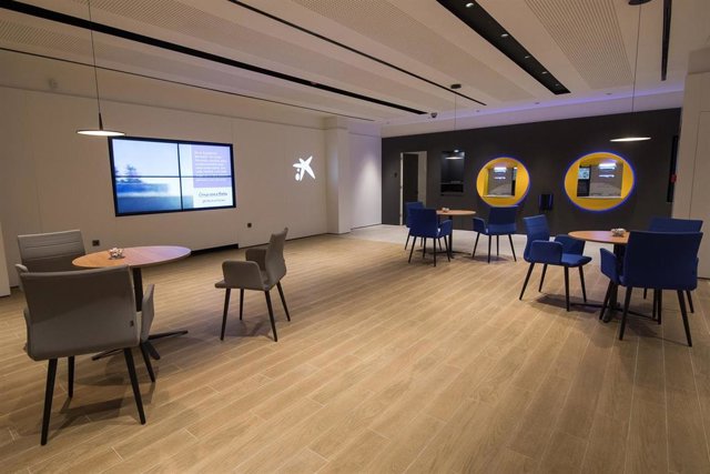 Archivo - Store Siete Palmas de Caixabank