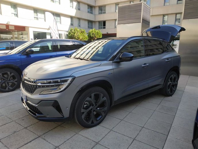 El nuevo Renault Austral que empezará a salir de la factoría de Palencia este sábado.