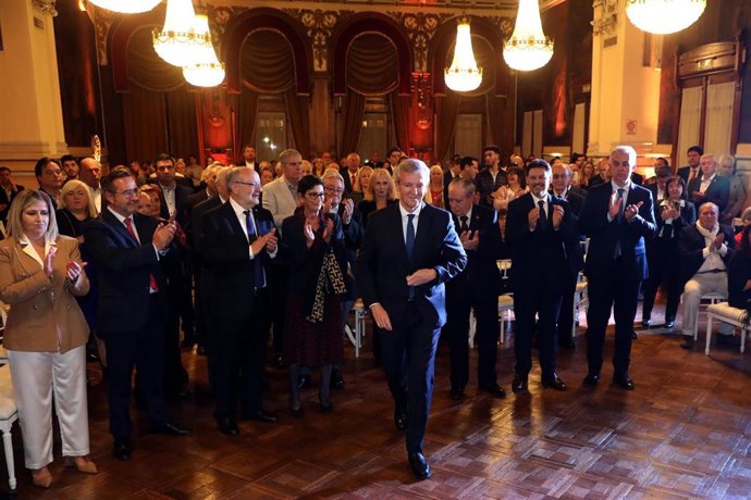 El presidente de la Xunta, Alfonso Rueda, durante su participación en la celebración del 170 aniversario del Club Español y del 15 aniversario de Ospaña, en Buenos Aires