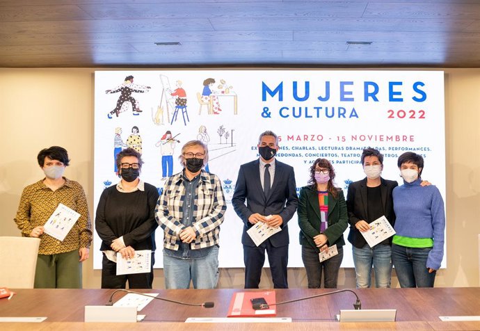 Archivo - Presentación de la IV edición del programa 'Mujeres & Cultura'