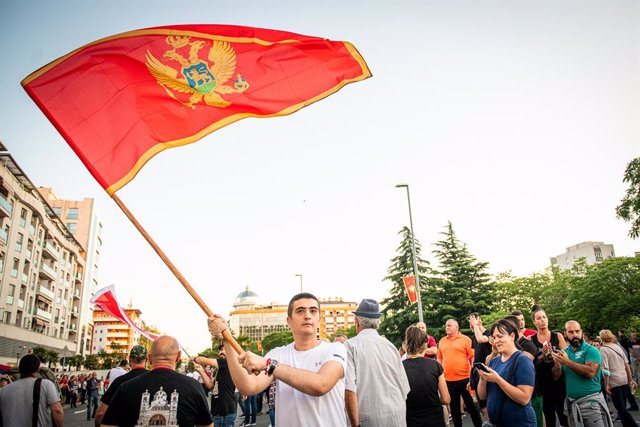 Archivo - Bandera de Montenegro en una imagen de archivo.