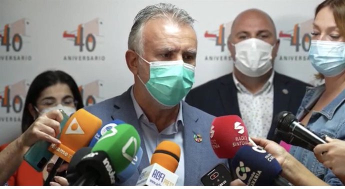 El presidente de Canarias, Ángel Víctor Torres, en el 40 aniversario del Hospital de Fuerteventura