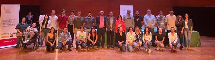 Alumnos galardonados con el premio Educación Secundaria para Personas Adultas de Baleares del curso 2021-2022.