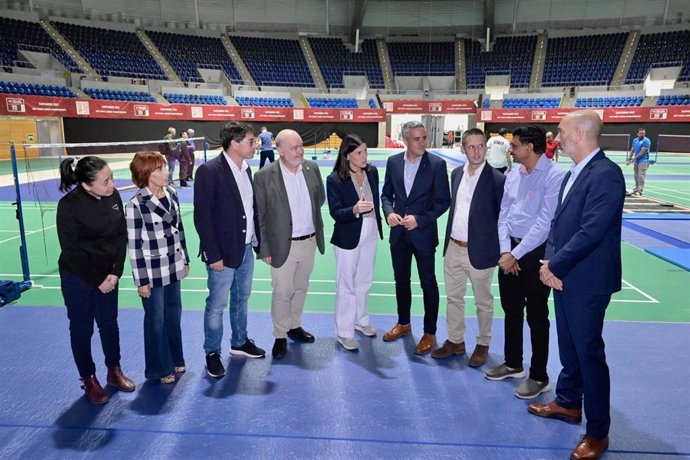 El Palacio de los Deportes de Santander se prepara para el Campeonato del Mundo Junior de Bádminton.