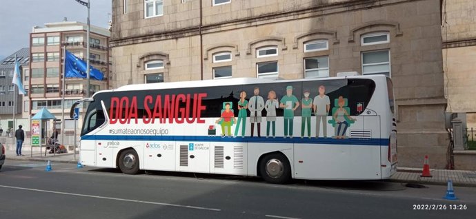 Autobús de donaciones de sangre de la ADOS