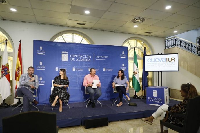 Cuevatur' inicia su andadura en Pulpí (Almería) el día 19 con apoyo de Ayuntamiento y Diputación