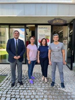 Francisco Alonso visita la Fundación MAAVi