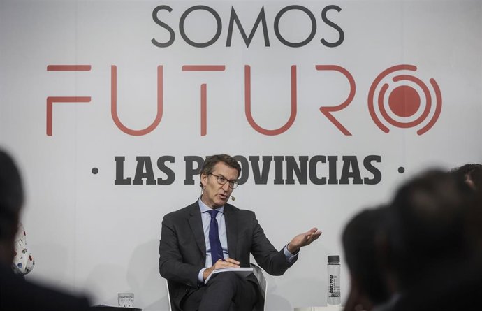 El presidente del Partido Popular, Alberto Núñez Feijóo, interviene durante el encuentro sobre Los Retos del Futuro del diario 'Las Provincias', a 14 de octubre de 2022, en Valencia, Comunidad de Valencia, (España). La Comunidad Valenciana es feudo clav
