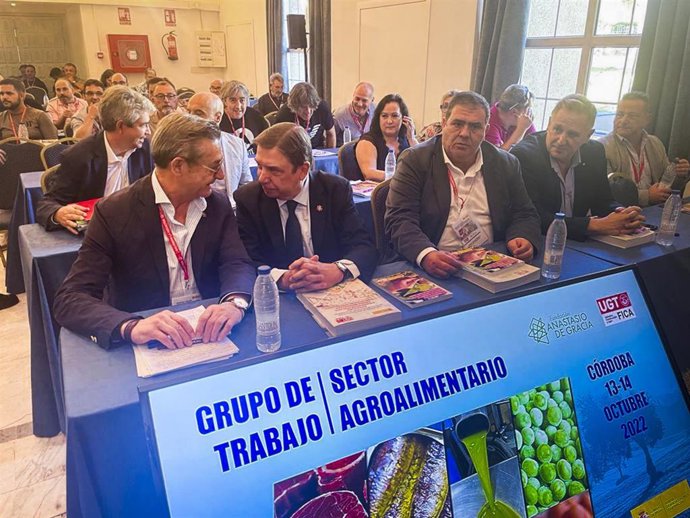 El ministro en la clausura de las jornadas del grupo de trabajo del sector agroalimentario de la Federación de Industria, Construcción y Agro de la Unión General de Trabajadores (UGT-FICA).