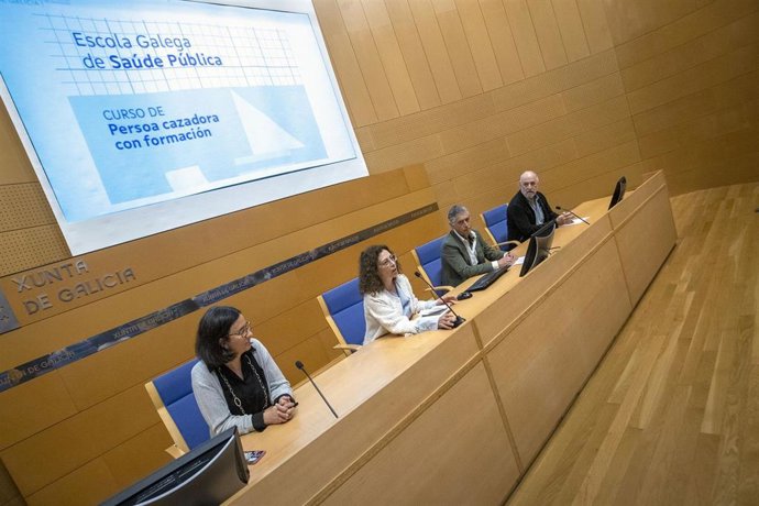 Sesión del  'Curso de persona cazadora con formación'