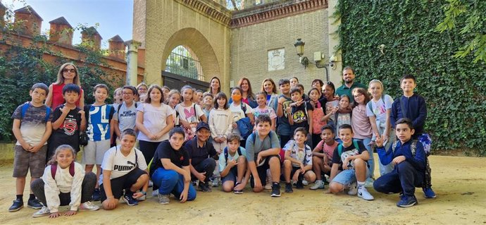 Alfonso X Ell Sabio. Programas Educativos Y Visitas. Nota De Prensa Y Fotografía Real Alcázar.
