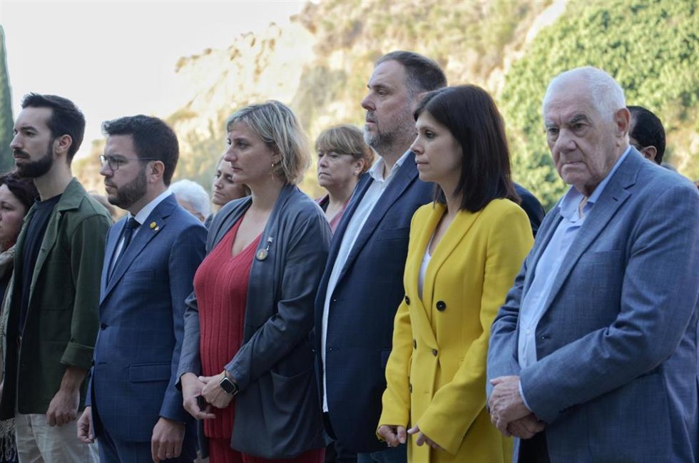 El líder de ERC Oriol Junqueras, junto a la portavoz nacional de ERC, Marta Vilalta, la vicepresidenta del Parlament, Alba Vergés y el presidente de la Generalitat, Pere Aragons.