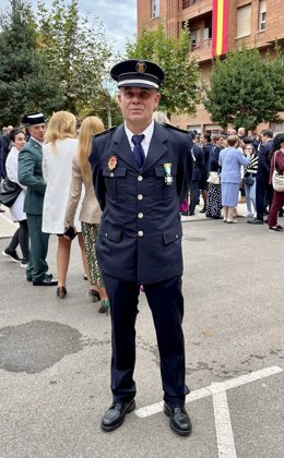 El Ayuntamiento de Haro felicita al policía, Carlos Cubero, condecorado con la Medalla al Mérito de la Guardia Civil