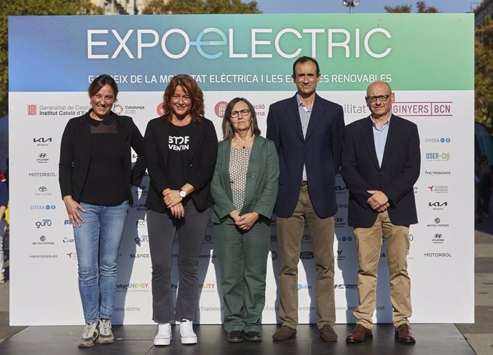 Expoelectric arranca su 11 edición con unos 50 expositores en el Arco de Triunfo de Barcelona