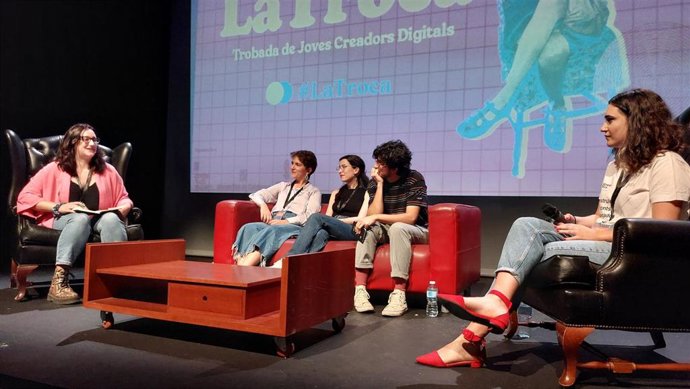 'Latroca' Reúne A Más De Un Centenar De Personas En Palma