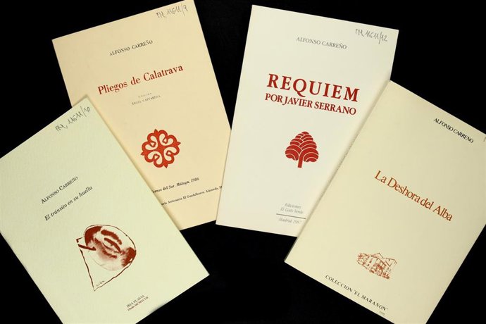 Principales poemarios editados de Alfonso Carreño