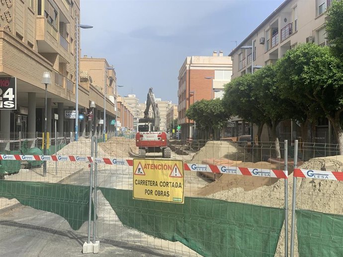 Almería cortará el tráfico en la calle Blas Infante desde el lunes hasta el viernes