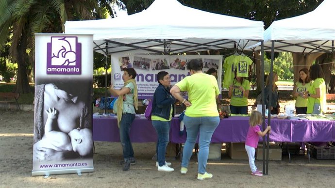 Fiesta de la Lactancia en los Jardines de Viveros