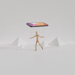 CaixaForum acoge un ciclo para reflexionar sobre el uso y poder de las pantallas en la vida diaria.